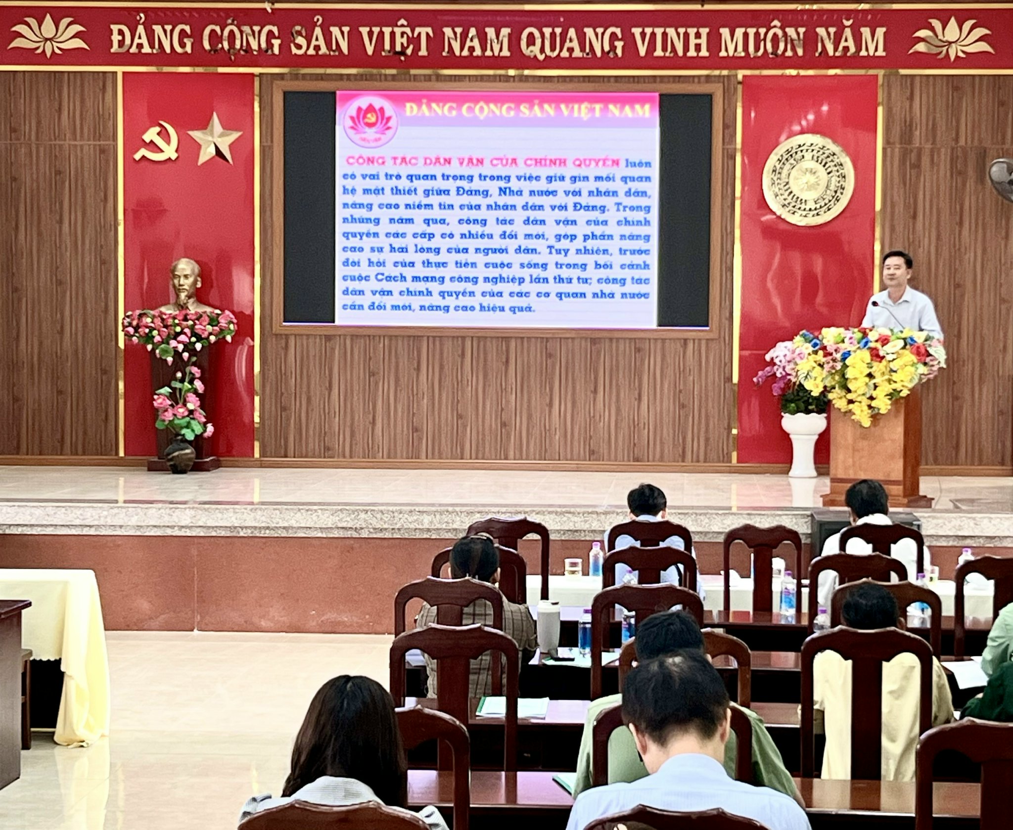 Ban Dân vận Tỉnh ủy tổ chức Hội nghị tập huấn, bồi dưỡng nghiệp vụ về công tác dân vận chính quyền, công tác dân tộc và công tác tôn giáo năm 2022